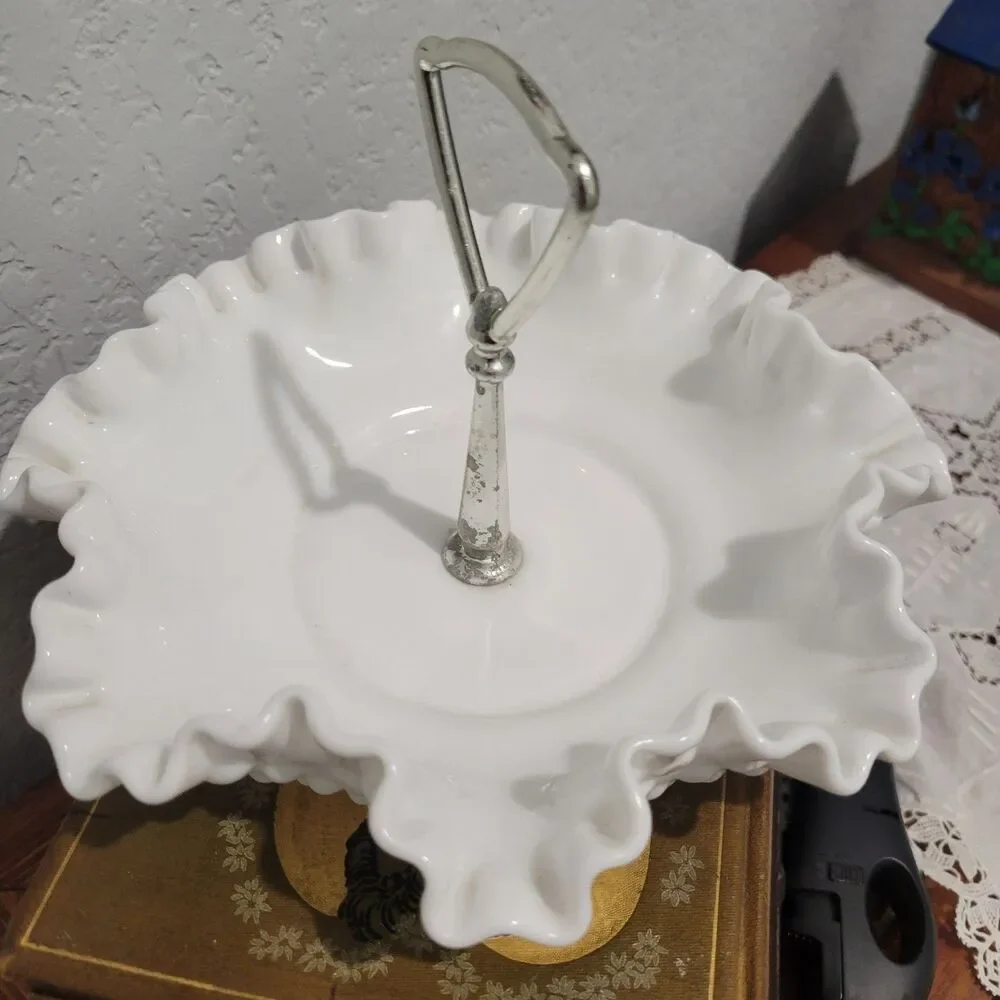 Fenton vtg hobnail